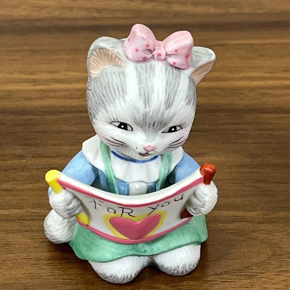 BC Bronson Porcelain Bisque‎ Figurine 3